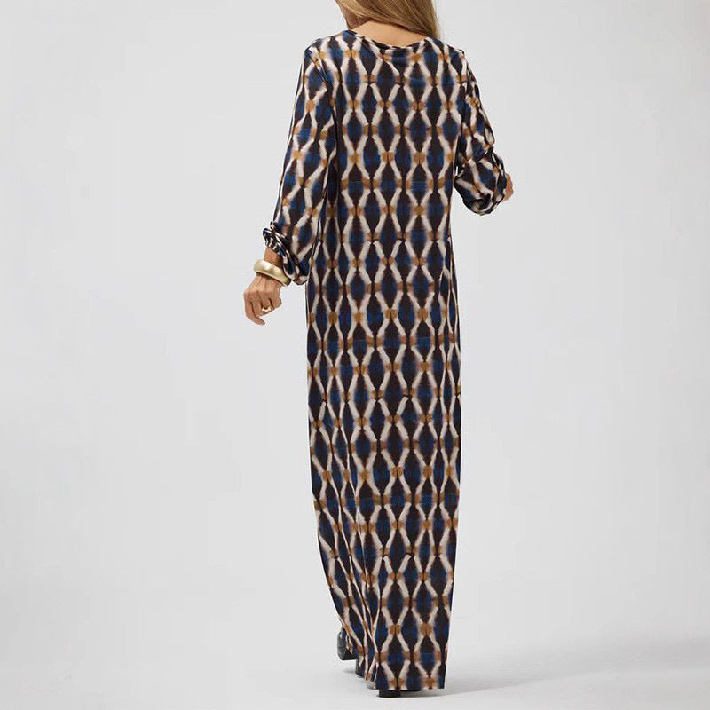 Dress for women – Midi length – V-neck – Loose fit – Print with button details