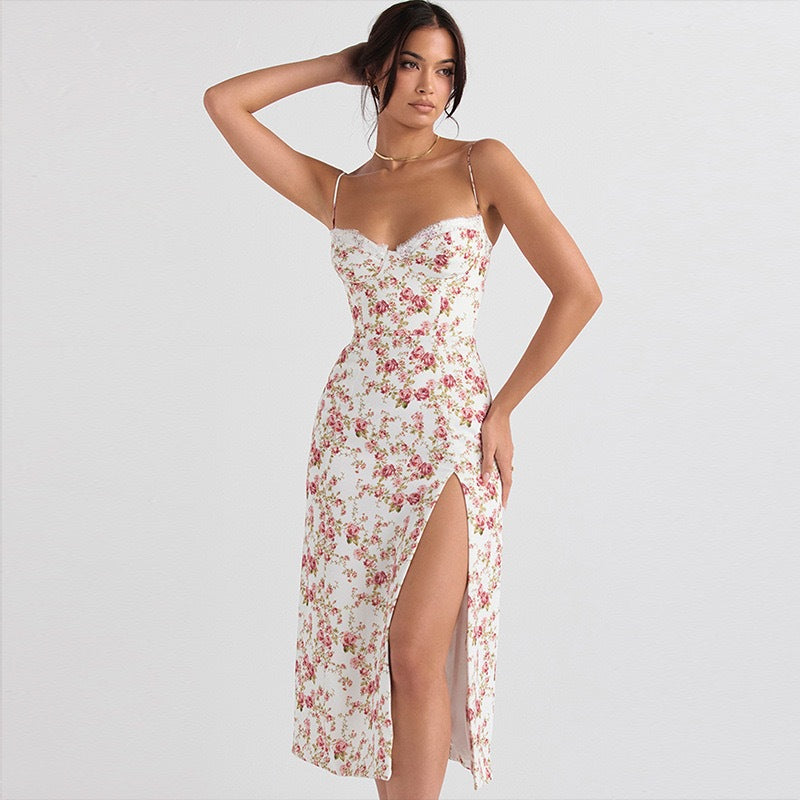 Women's Midi Dress – Tailored Fit – Floral Print – Sweetheart Neckline – Slit – Straps