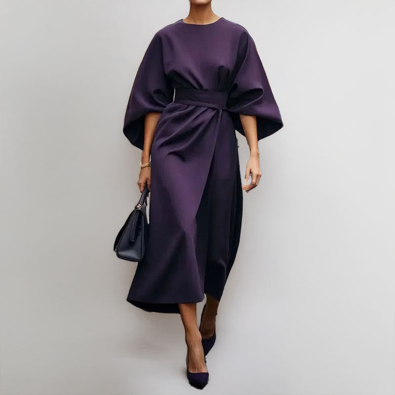 Kjole til damer – Lang kjole – Batwing-ærmer – Taljeret pasform – Elegant fald