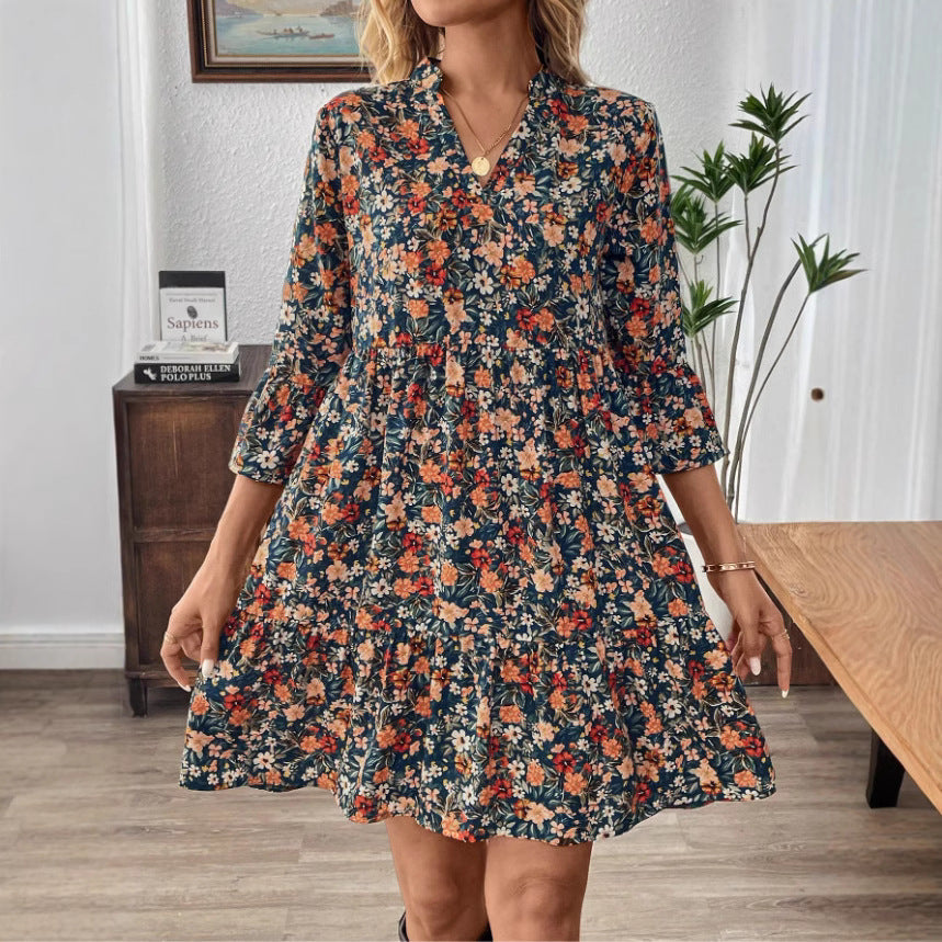 Kjole til kvinder – A-line pasform – Let bomuld – V-hals – 3/4 flæseærmer – Blomsterprint