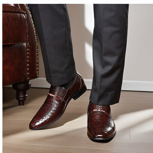 Men’s Shoes - Patent Leather - Slip-On - Pointed Toe - Crocodile Embossed