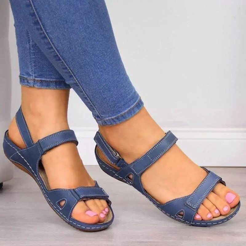 Women's sandals with platform – Adjustable straps – Open toe – Soft leather look