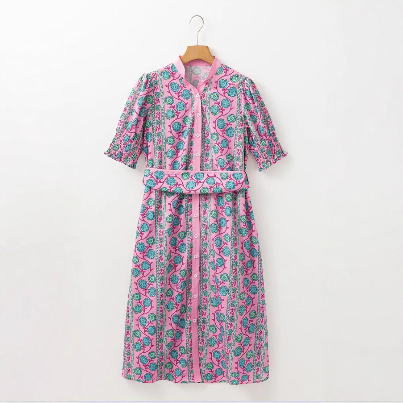Dress for women – Midi – Floral pattern – High waist – Puff sleeves – Belt – Button closure