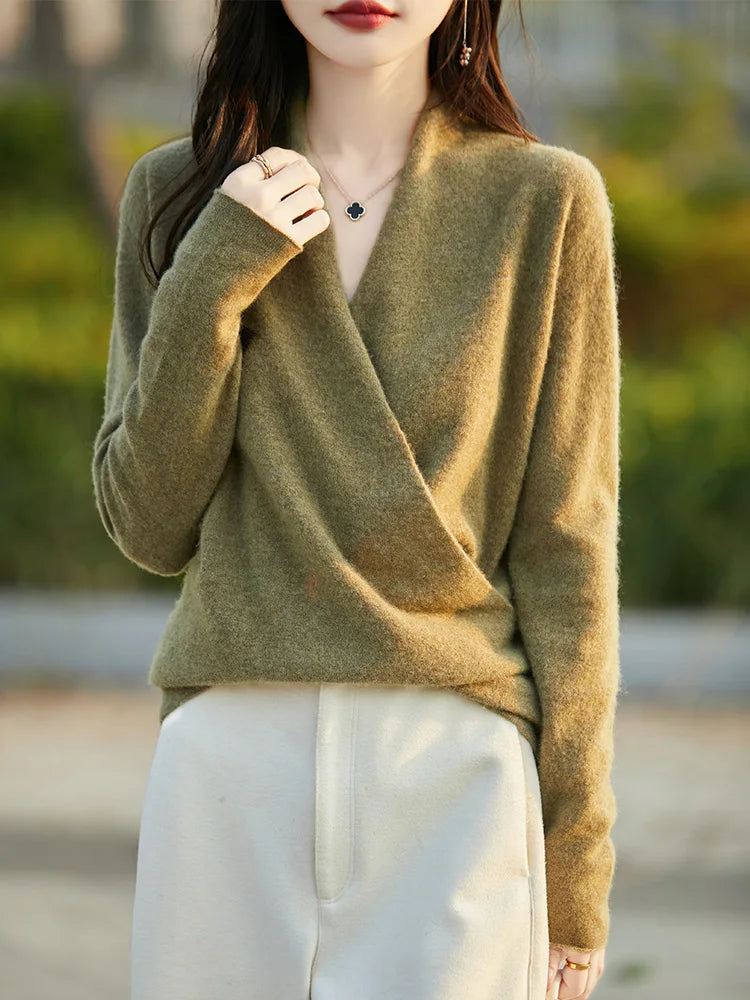 Wool Knit Relaxed V-Neck Pullover Sweater