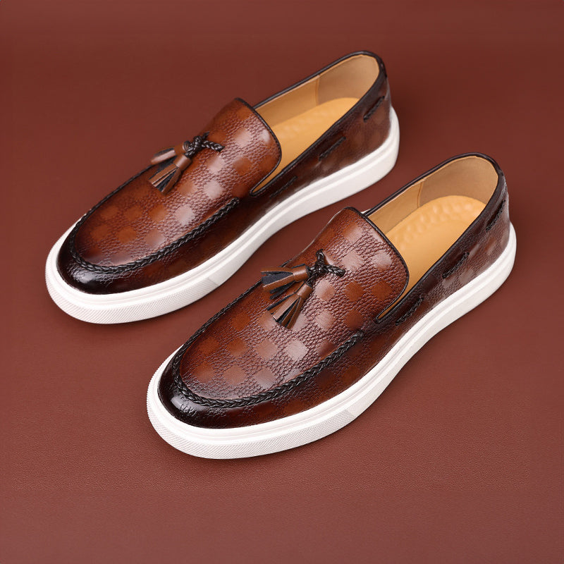 Men's Loafers – Embossed Texture – Slipper Design – Tassel Detail – Regular Fit