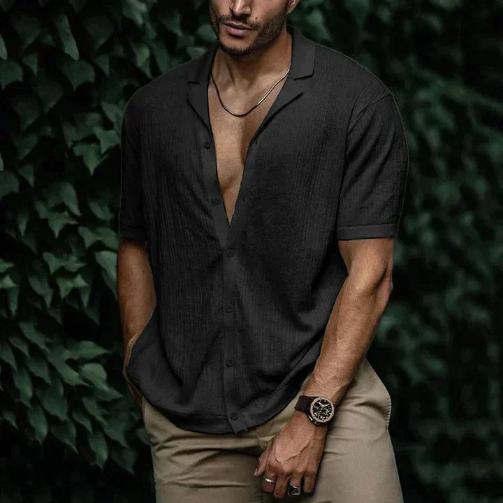 Men's Shirt - Short Sleeved - Light and Breathable - Button Closure - Relaxed Fit