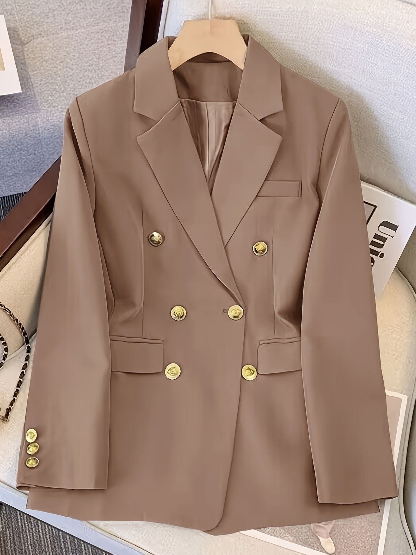 Women's Blazer - Double-Breasted - Sculpted Fit - Notch Lapels - Formal Look
