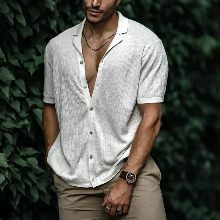 Light Breathable Short Sleeved Relaxed Fit Shirt