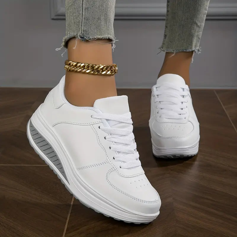 Women's Training Shoes – Low Model – Shock Absorbing Sole – Breathable and Comfortable