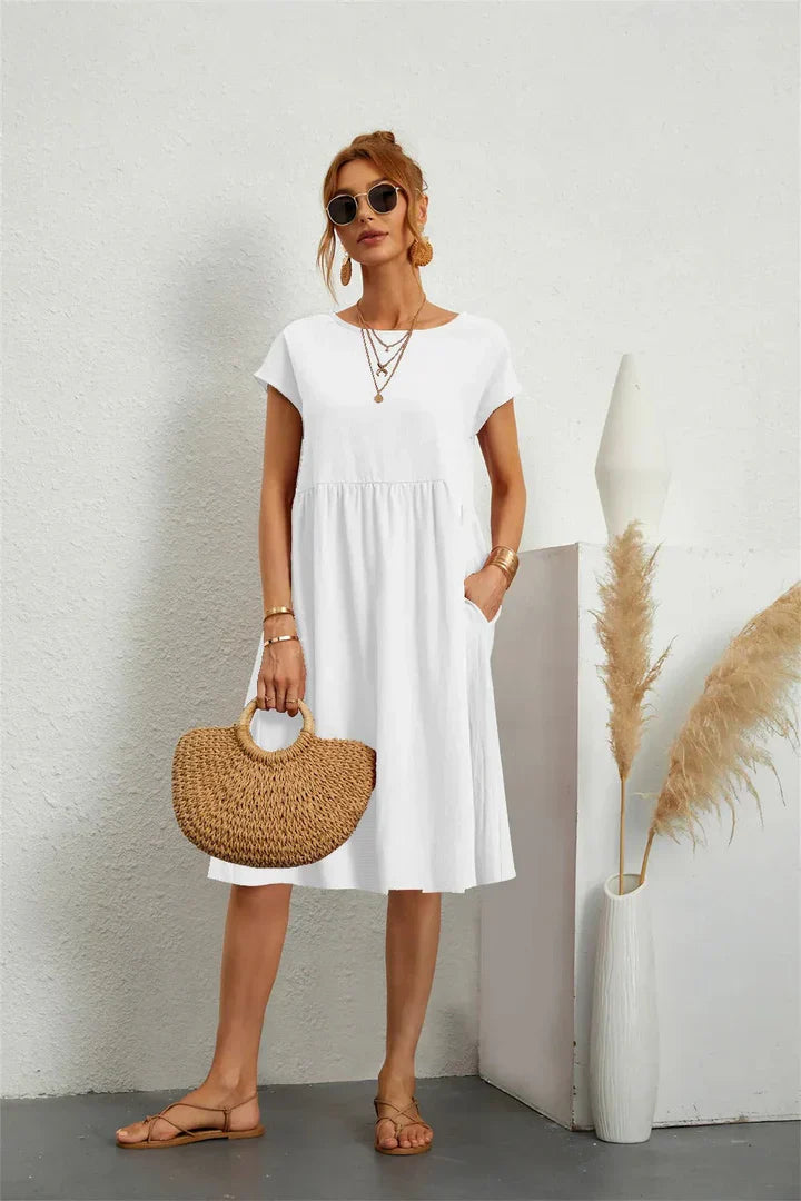 Women's Midi Dress - Loose Fit - Short Sleeves - Round Neck - With Side Pockets