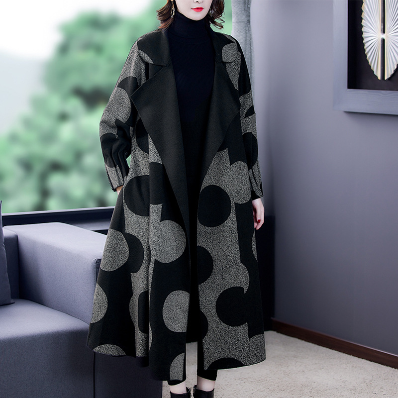 Abstract Oversized Shawl Collar Trench Coat