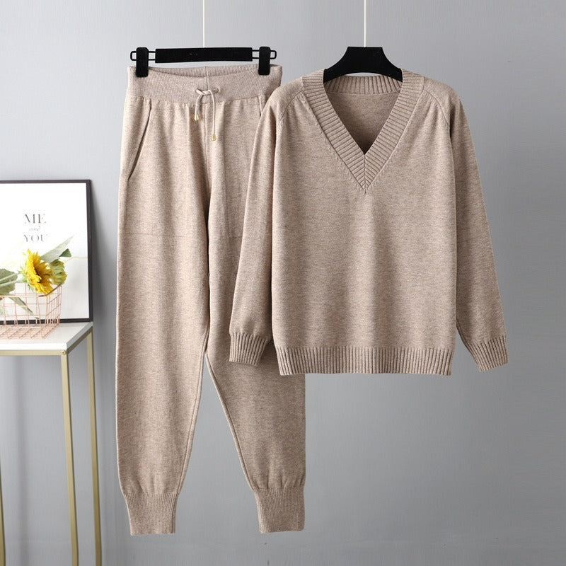 Fine Knit Relaxed Fit V-Neck Two-Piece Set
