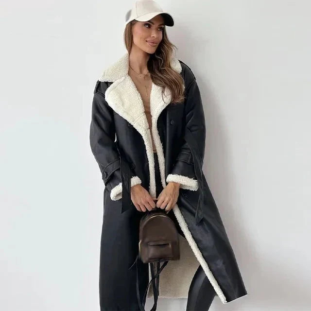 Dame Lang Shearling Læderfrakke – Afslappet Pasform – Dobbelt Rad – Bred Revers