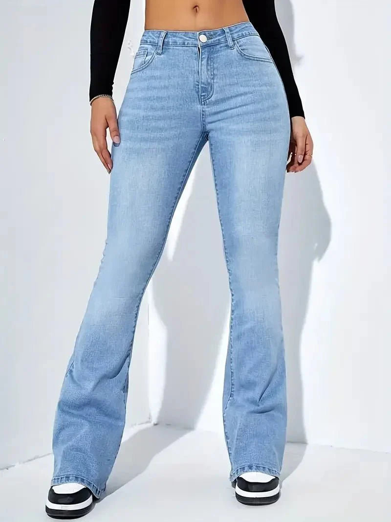 Women's Jeans - High Waist - Flared Fit - 5-Pocket Design in Denim