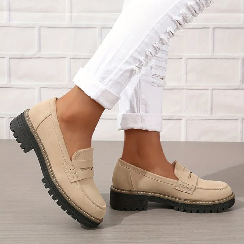 Women's Loafers – Comfort Fit – Round Toe – Chunky Sole – Classic Vamp Strap