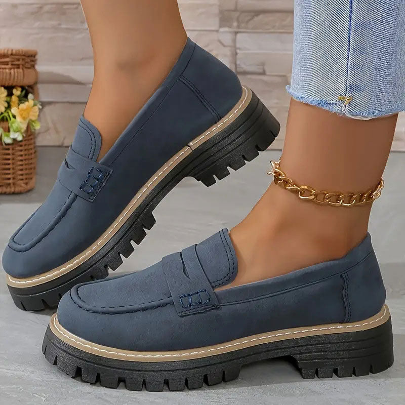 Women's Loafers – Comfort Fit – Round Toe – Chunky Sole – Classic Vamp Strap