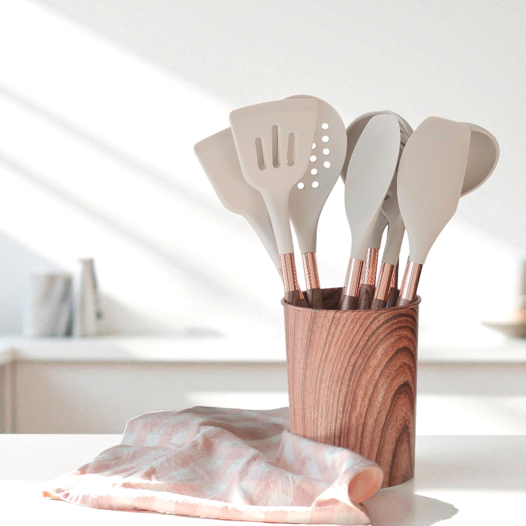 Wooden Handles Heat Resistant Silicone Utensil Set
